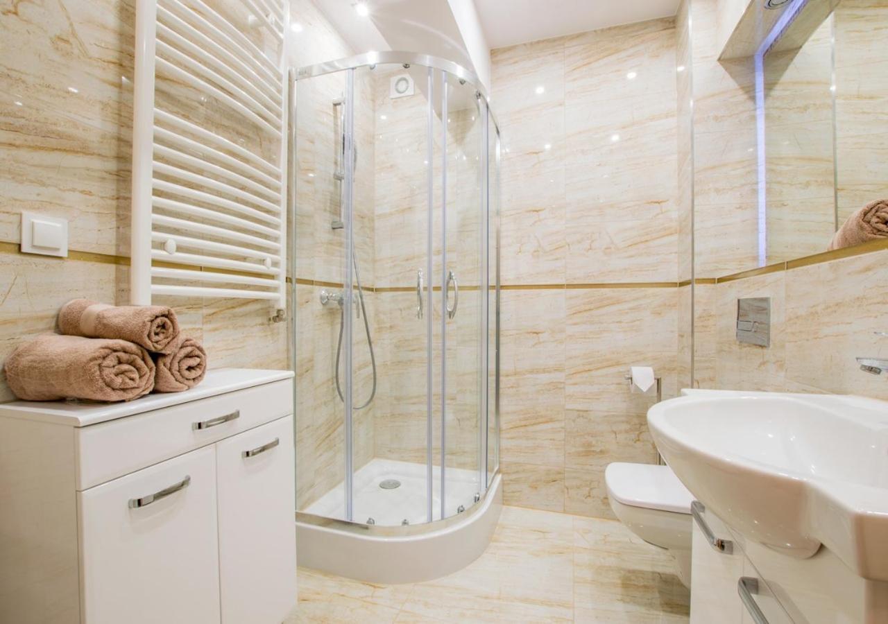 Central Apartments Goleniów エクステリア 写真